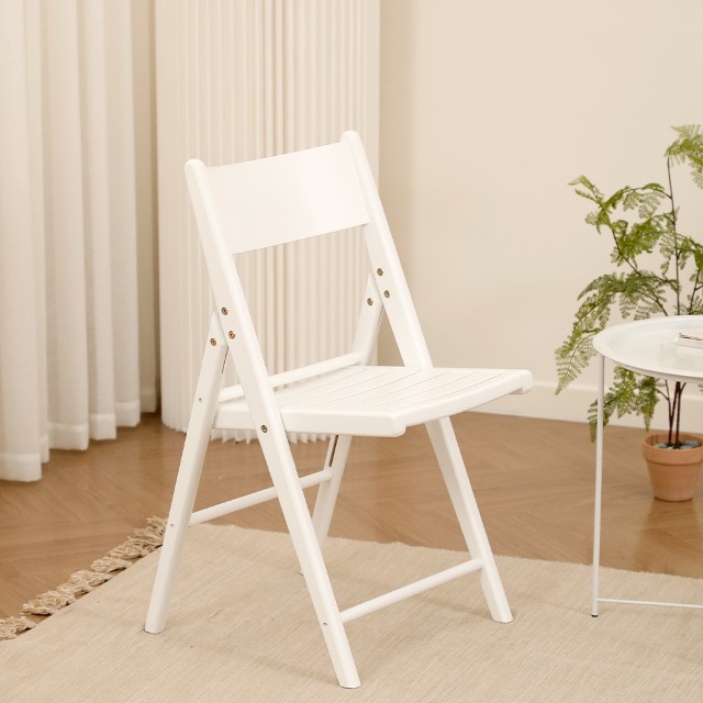 [미세스크래치][White] 리츠 고무나무 원목 접이식 의자